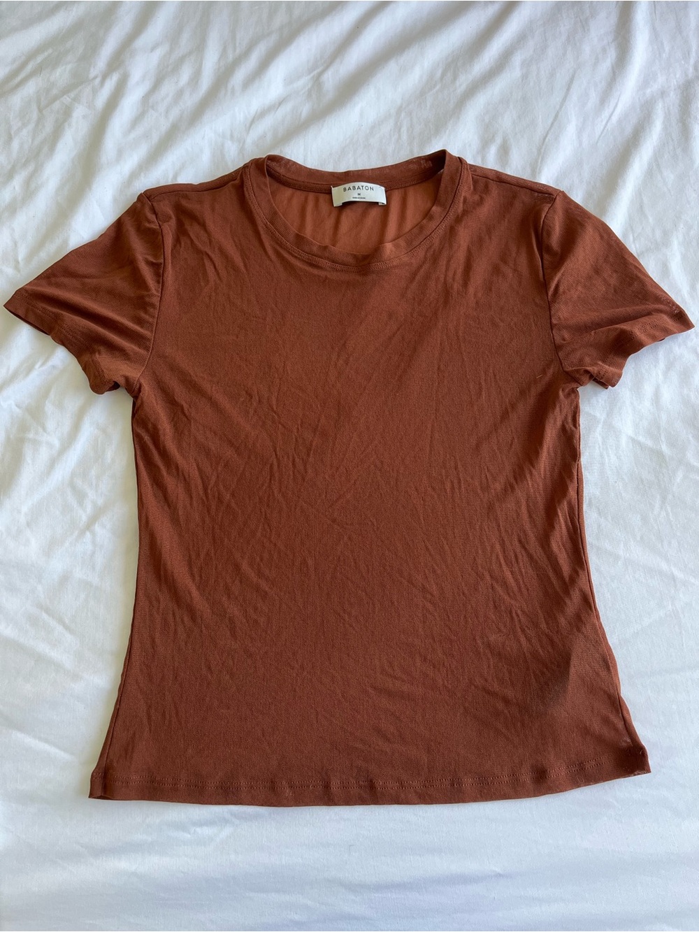 Babaton Rusty Brown Crewneck Short Sleeve Tee shear size medium